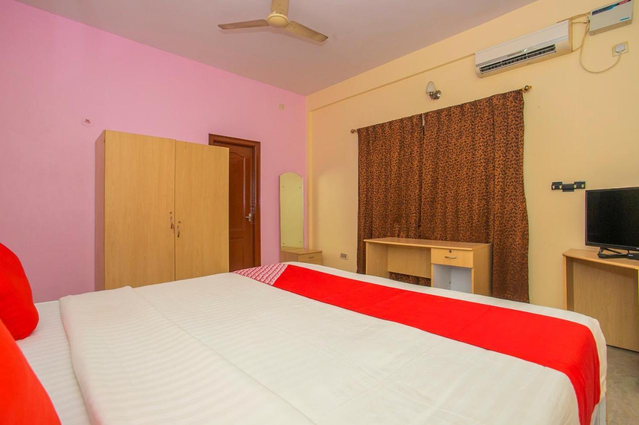 Capital O 5379 The Roy Grand Inns Bangalore Exterior photo